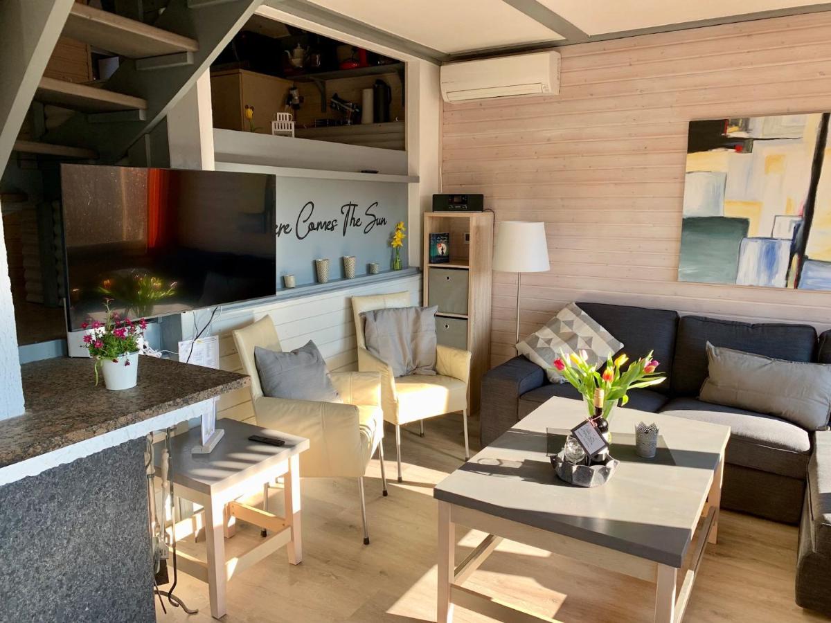Idylle Seepark - Haus Mit Pool Und Fasssauna Kirchheim unter Teck Dış mekan fotoğraf